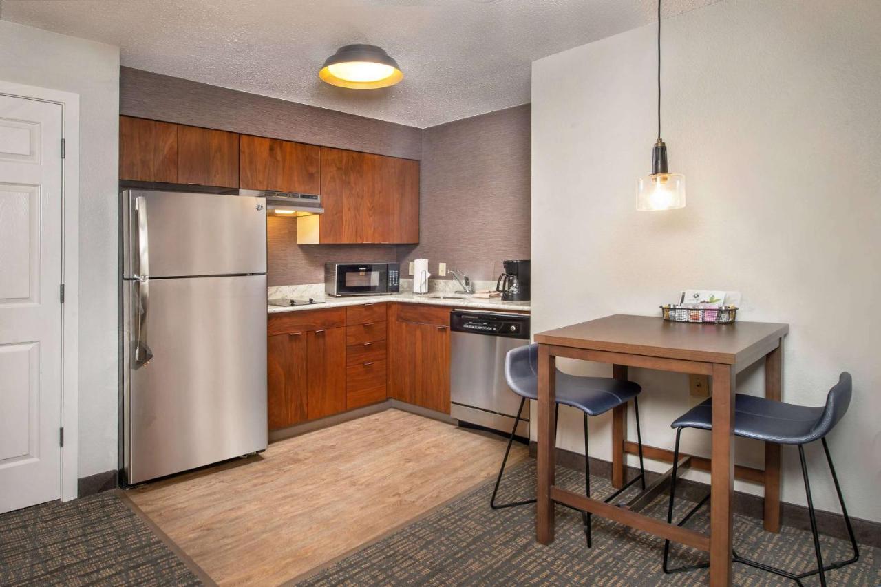 Sonesta Es Suites Baltimore BWI Airport لينثيكوم المظهر الخارجي الصورة